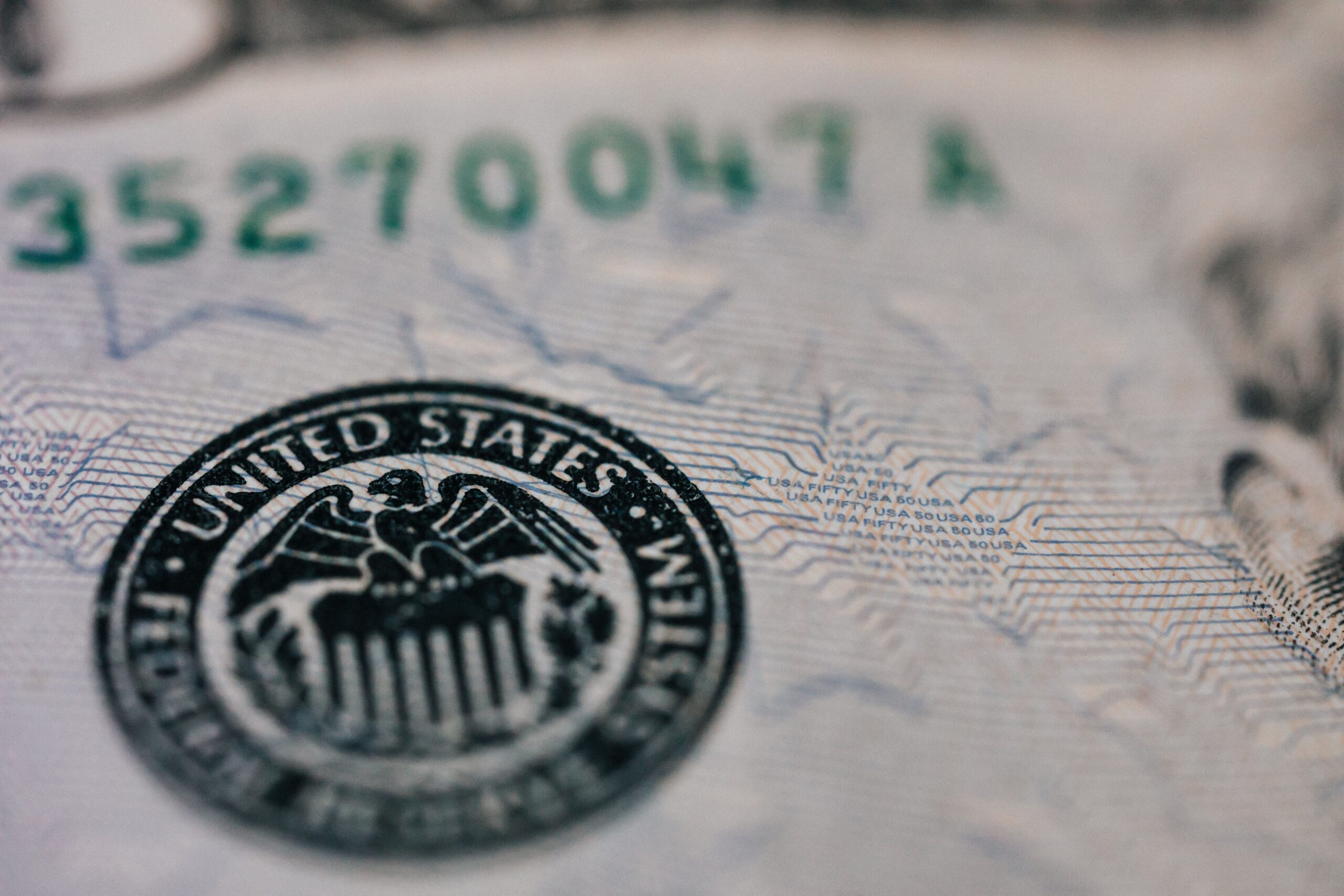 The Fed Naik, Yield AS 5%: IHSG dan Rupiah Tertekan The Fed Naik, Yield AS 5%: IHSG dan Rupiah Tertekan